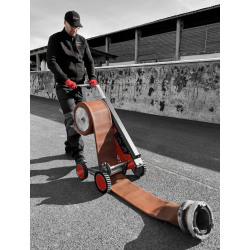 ET-Roller 7 – Enrouleur électrique pour tuyaux incendie plats jusqu’à 6″